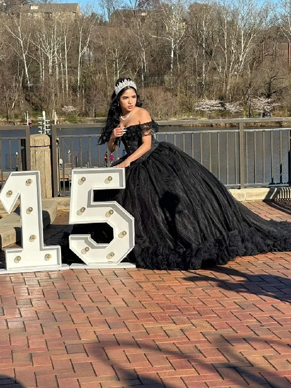 Formal Dress for Eco-Conscious EventsBlack Off The Shoulder Ball Gown, Sweet 15 Dress Y5749