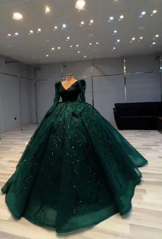 Formal Dress for ConcertsLuxurious Green Long Sleeves Ball Gown,Green Sweet 16 Dress Y6558