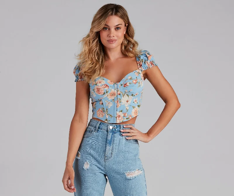 women's tops for those who want to make a fashion statementFloral Bliss Poplin Corset Top