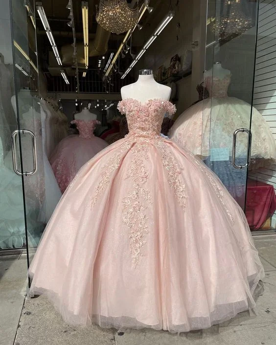 Formal Dress for Film PremieresPink Off Shoulder Lace Appliques Ball Gown Sweet 16 Dress  Y2735